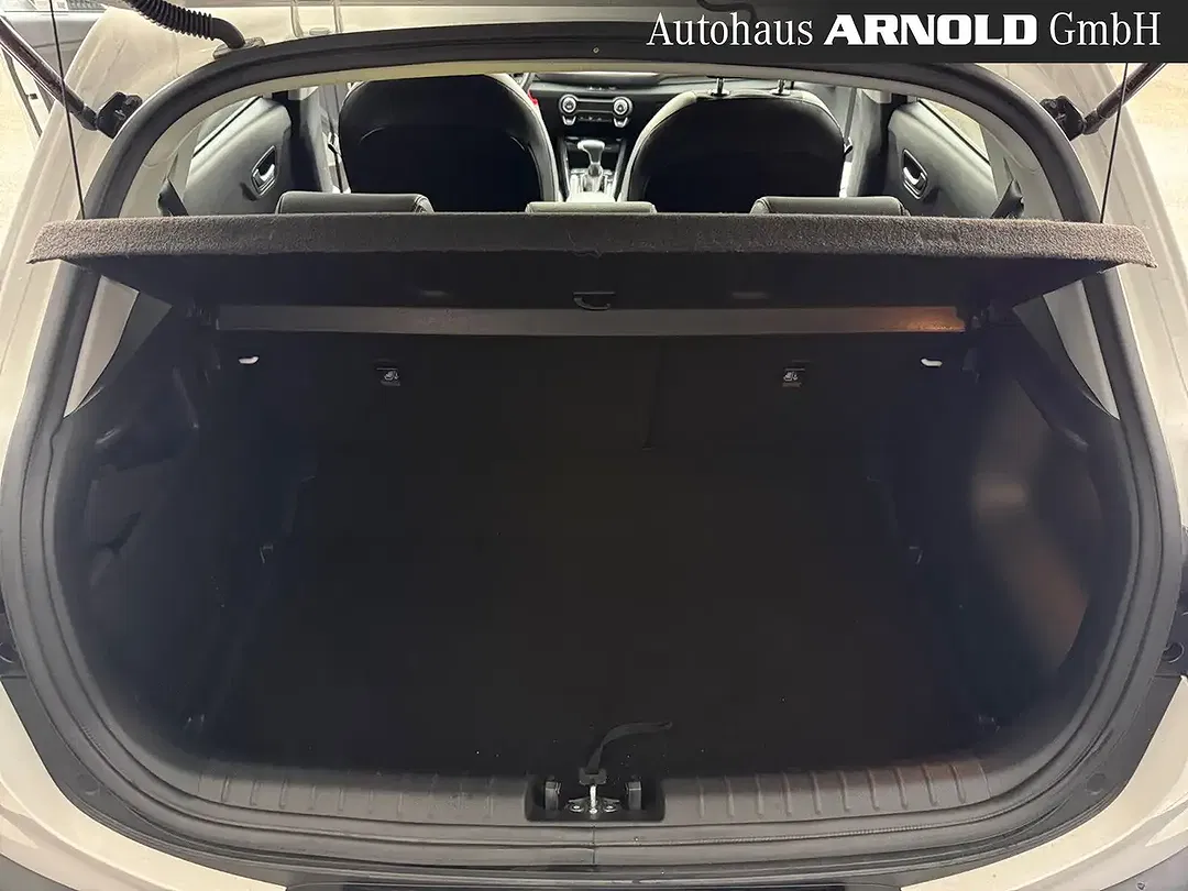Kia Stonic - Thumbnail 14