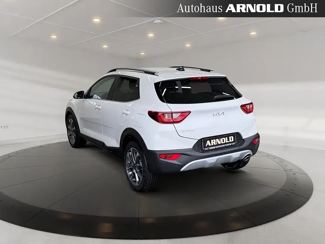 Kia Stonic - Thumbnail 3