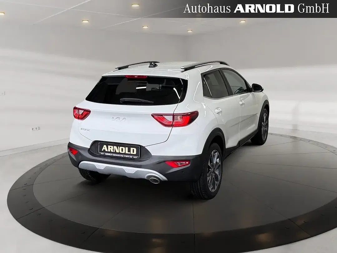 Kia Stonic - Thumbnail 4