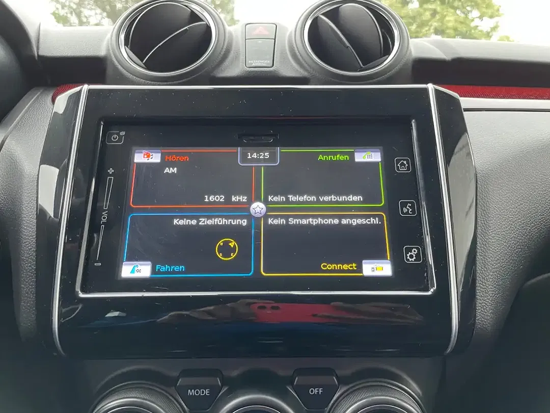 Suzuki Swift - Thumbnail 7
