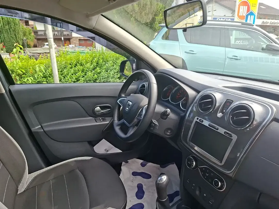 Dacia Sandero - Thumbnail 12