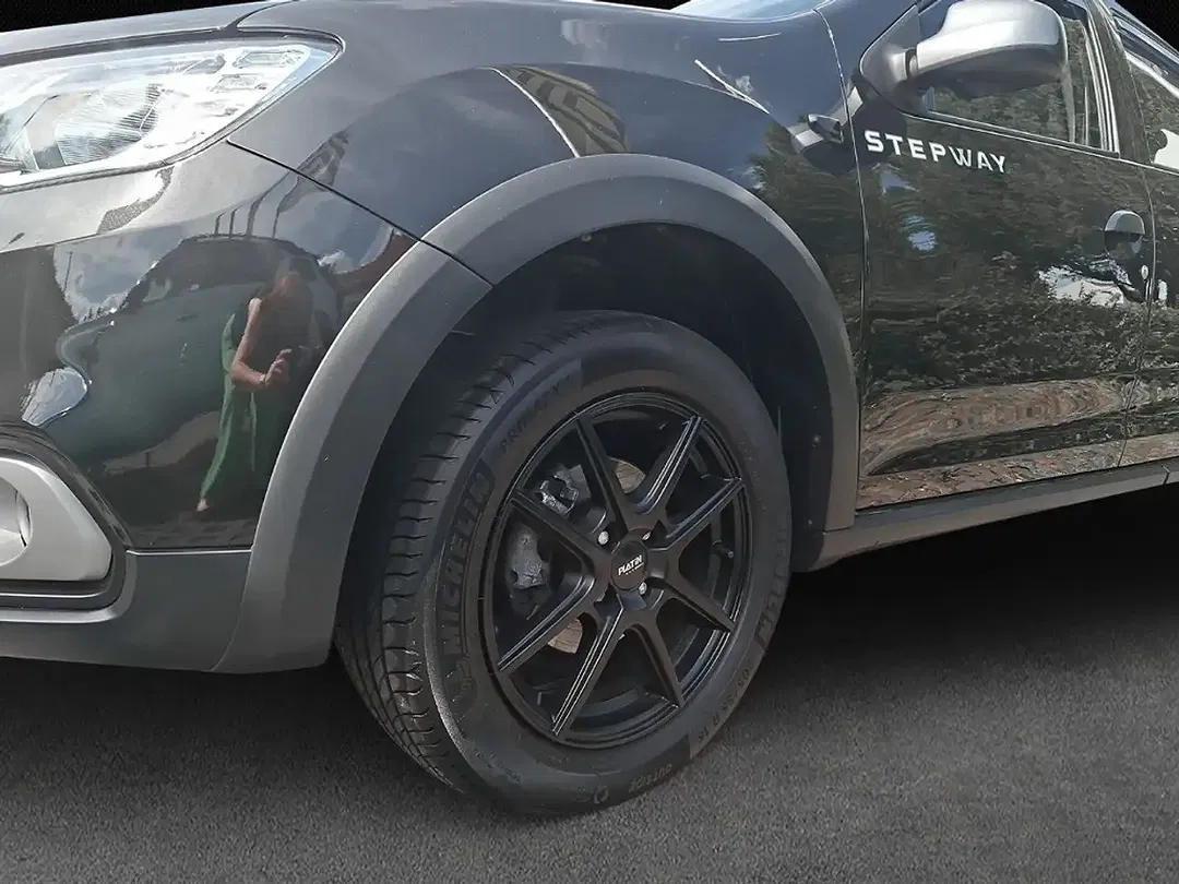 Dacia Sandero - Thumbnail 6