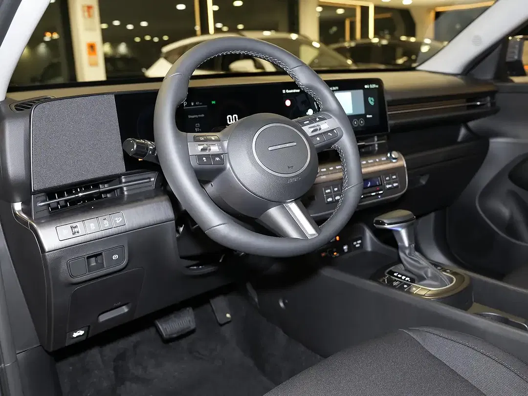 Hyundai KONA - Thumbnail 4