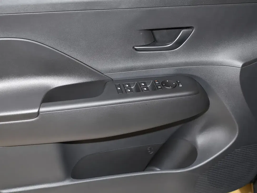 Hyundai KONA - Thumbnail 6