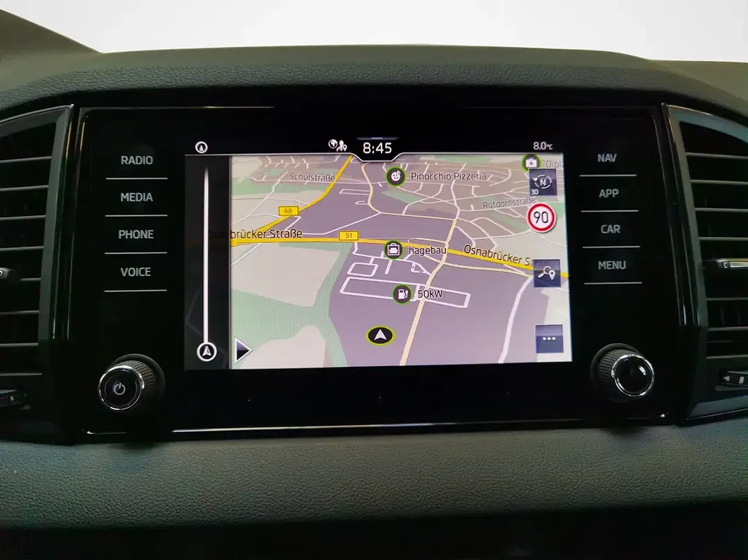 Skoda Karoq - Thumbnail 10