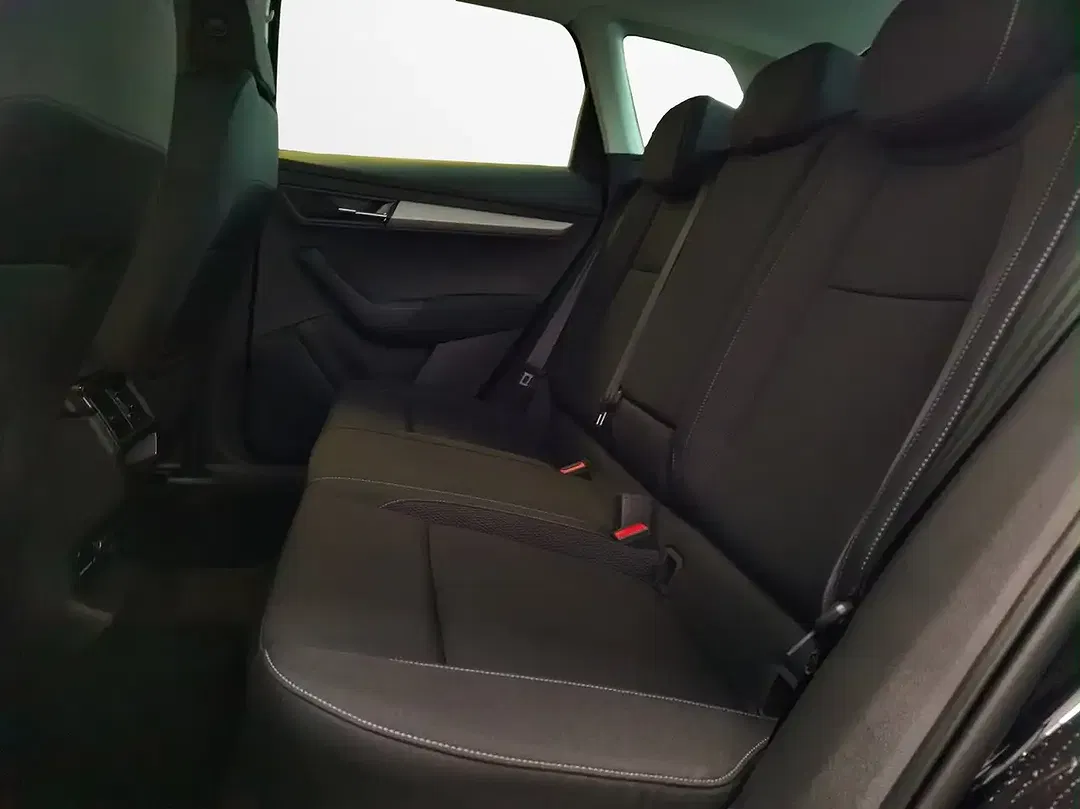 Skoda Karoq - Thumbnail 11