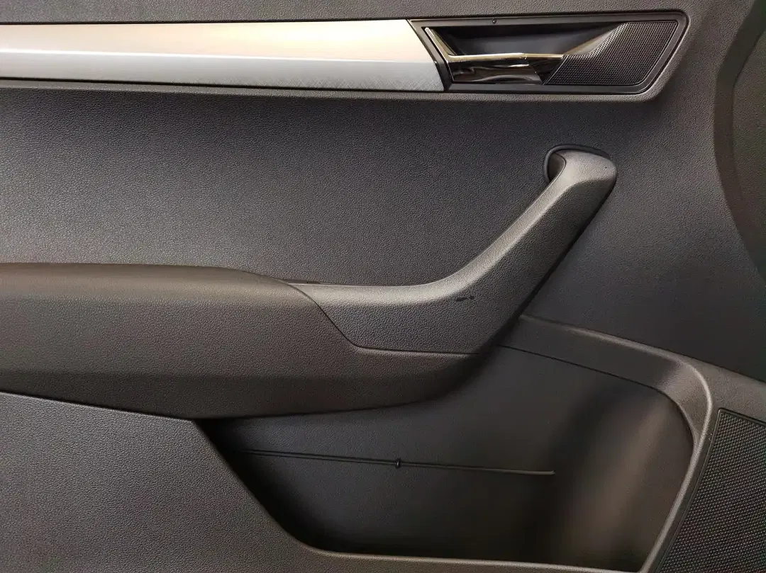Skoda Karoq - Thumbnail 6