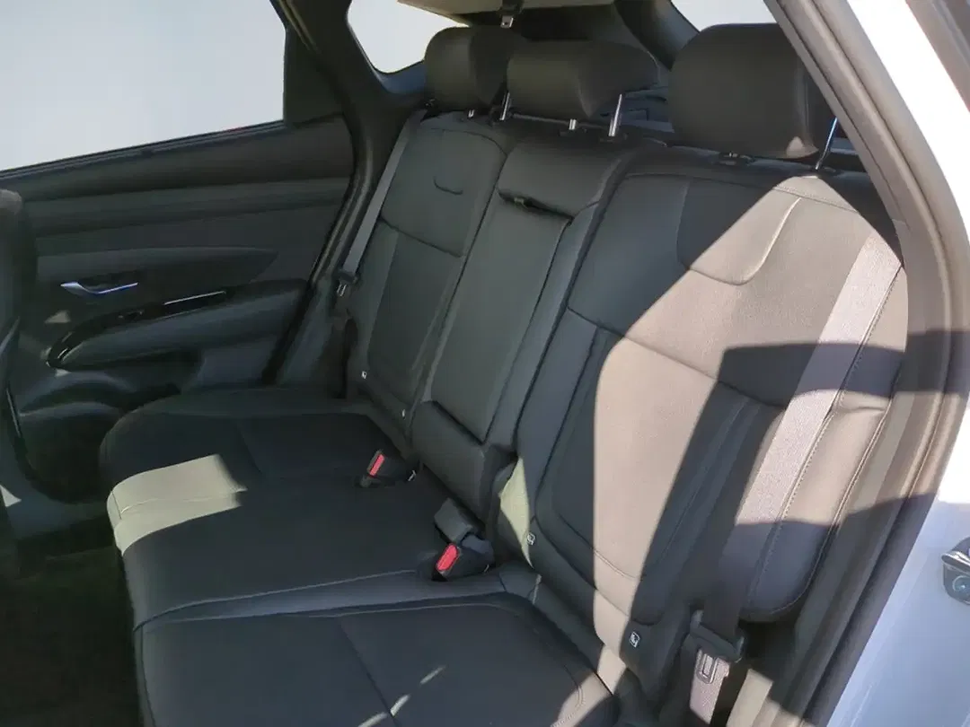 Hyundai TUCSON - Thumbnail 13