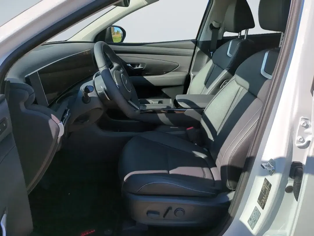 Hyundai TUCSON - Thumbnail 9