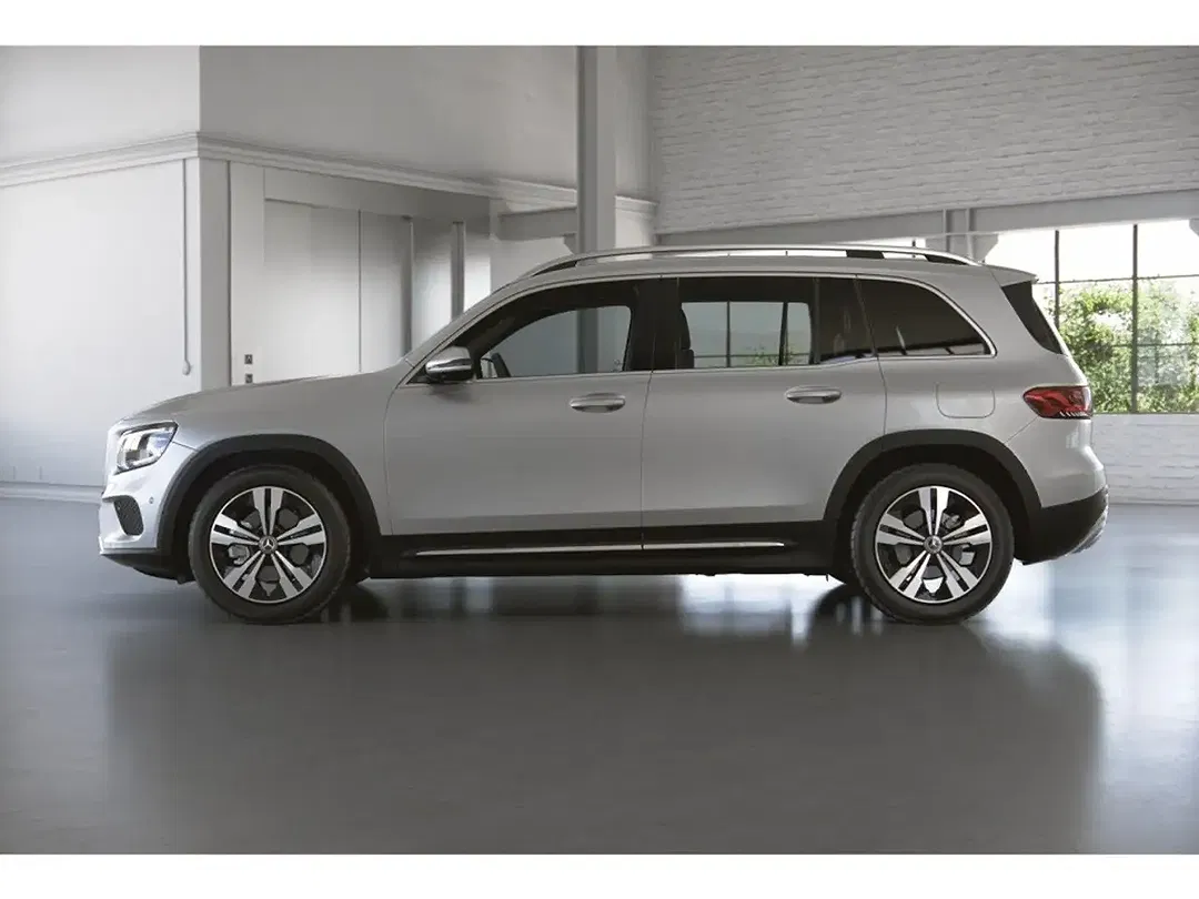 Mercedes-Benz GLB 200 - Thumbnail 3
