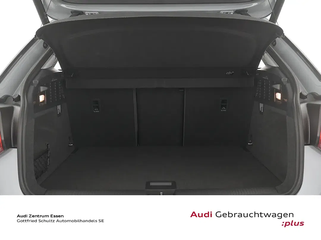 Audi Q2 - Thumbnail 9