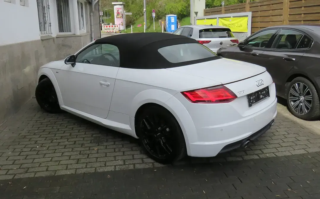 Audi TT - Thumbnail 3