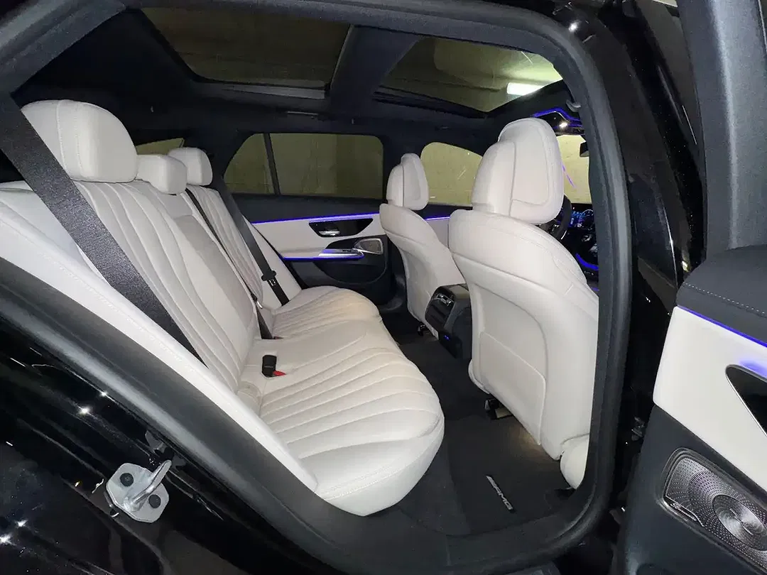 Mercedes-Benz E 220 - Thumbnail 20