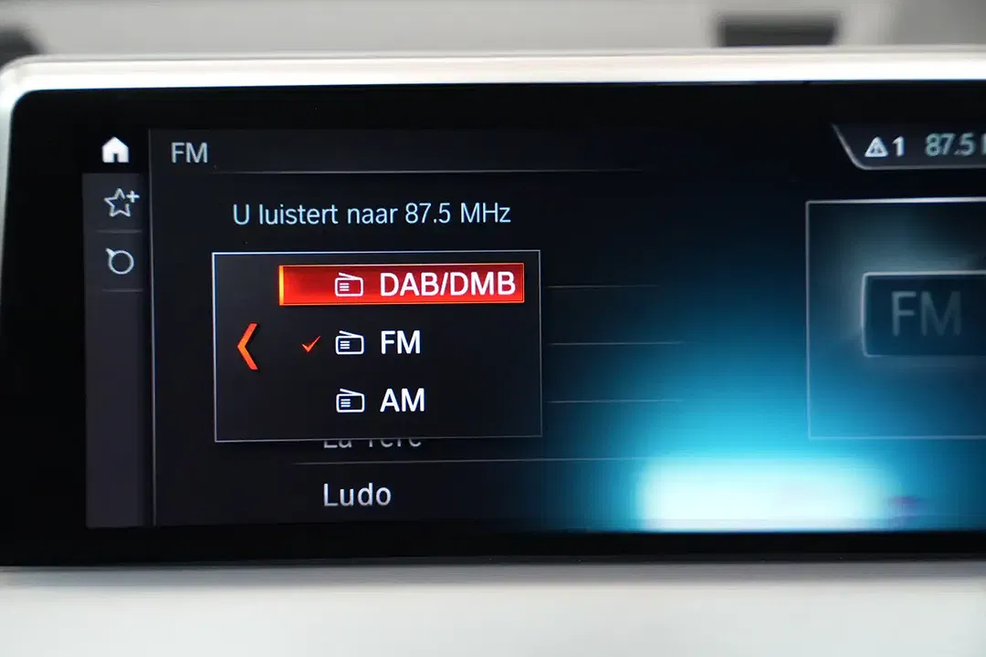BMW X1 - Thumbnail 10