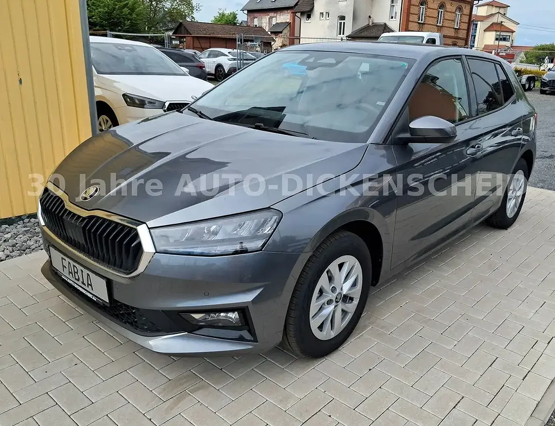 Skoda Fabia - Thumbnail 3
