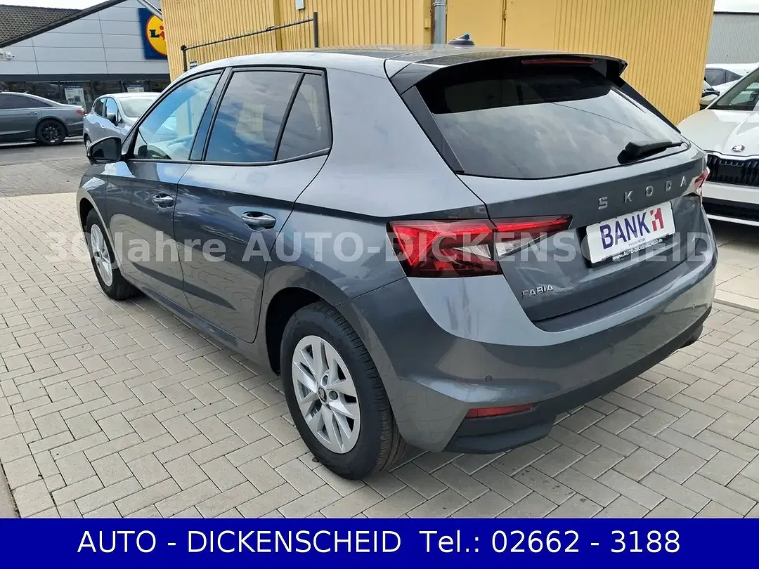 Skoda Fabia - Thumbnail 5