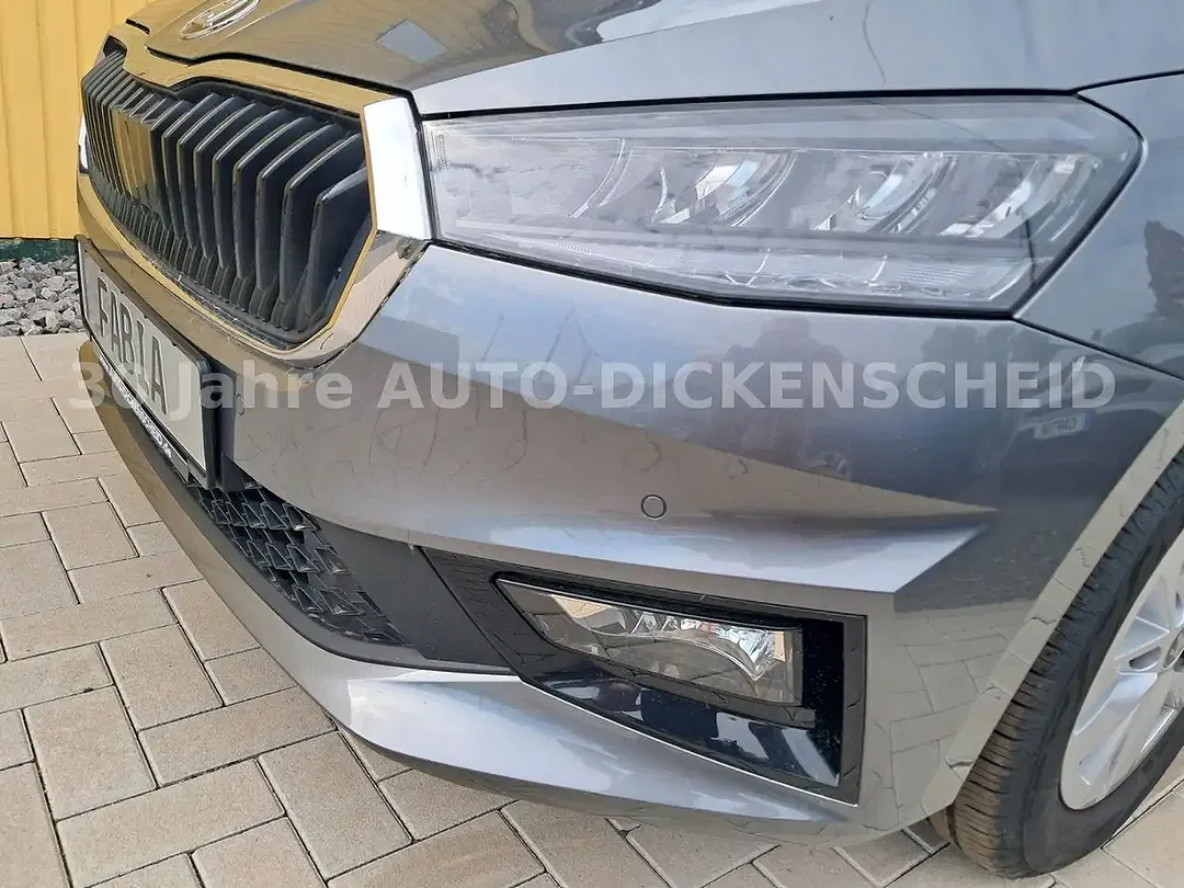 Skoda Fabia - Thumbnail 8
