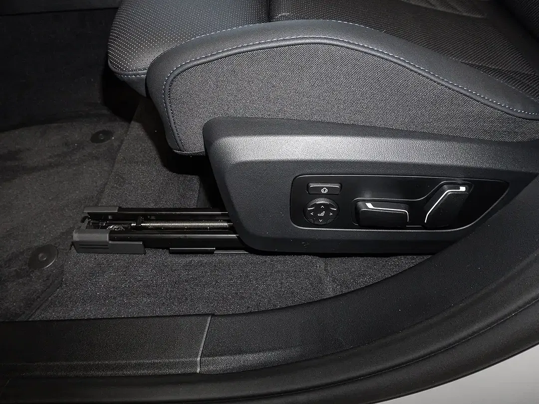 BMW X3 - Thumbnail 12