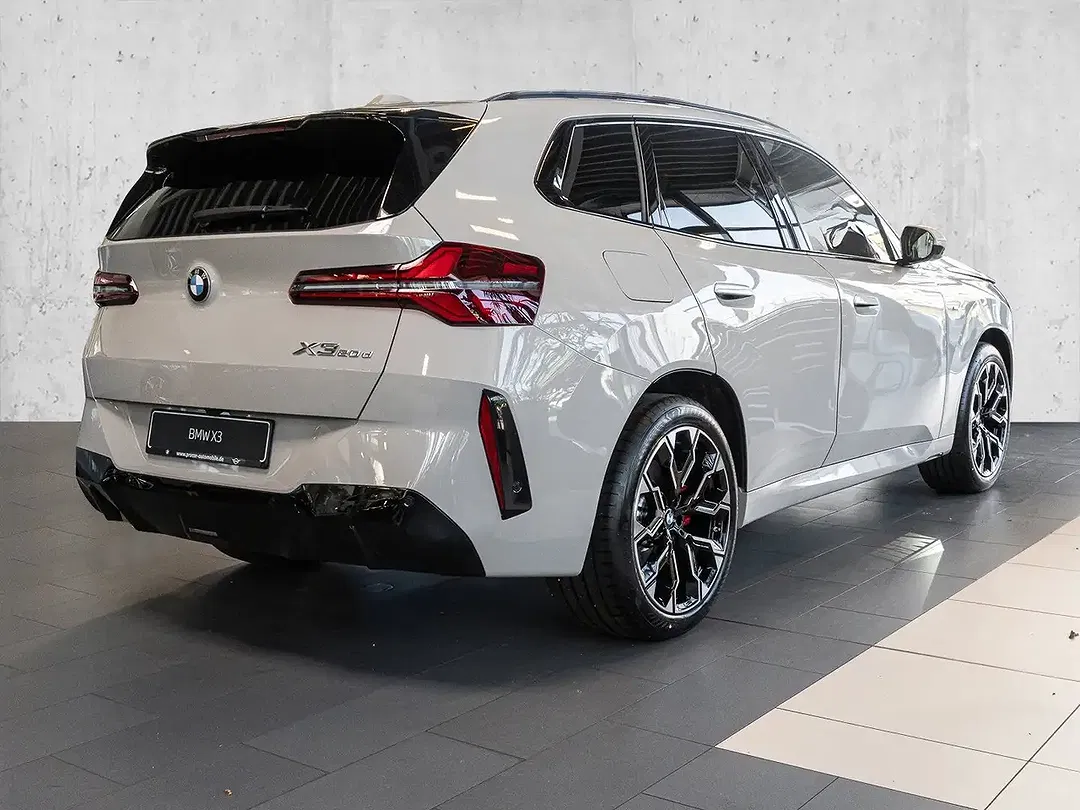 BMW X3 - Thumbnail 2