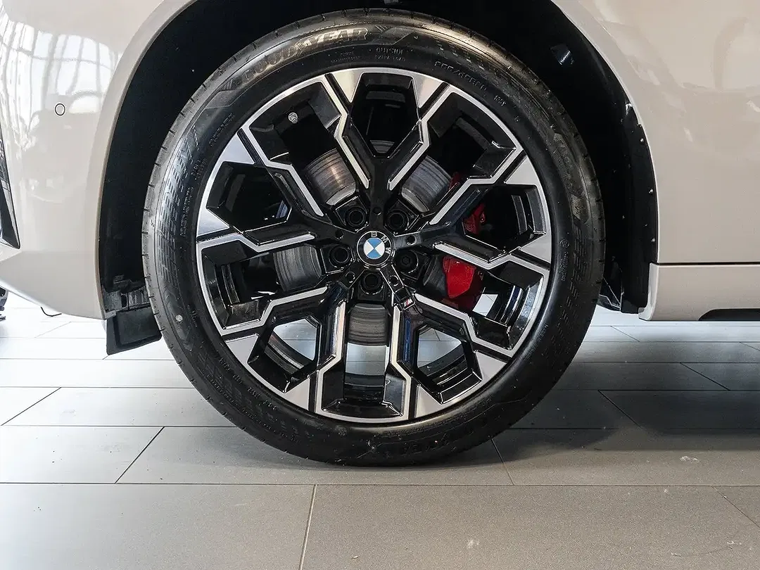 BMW X3 - Thumbnail 3