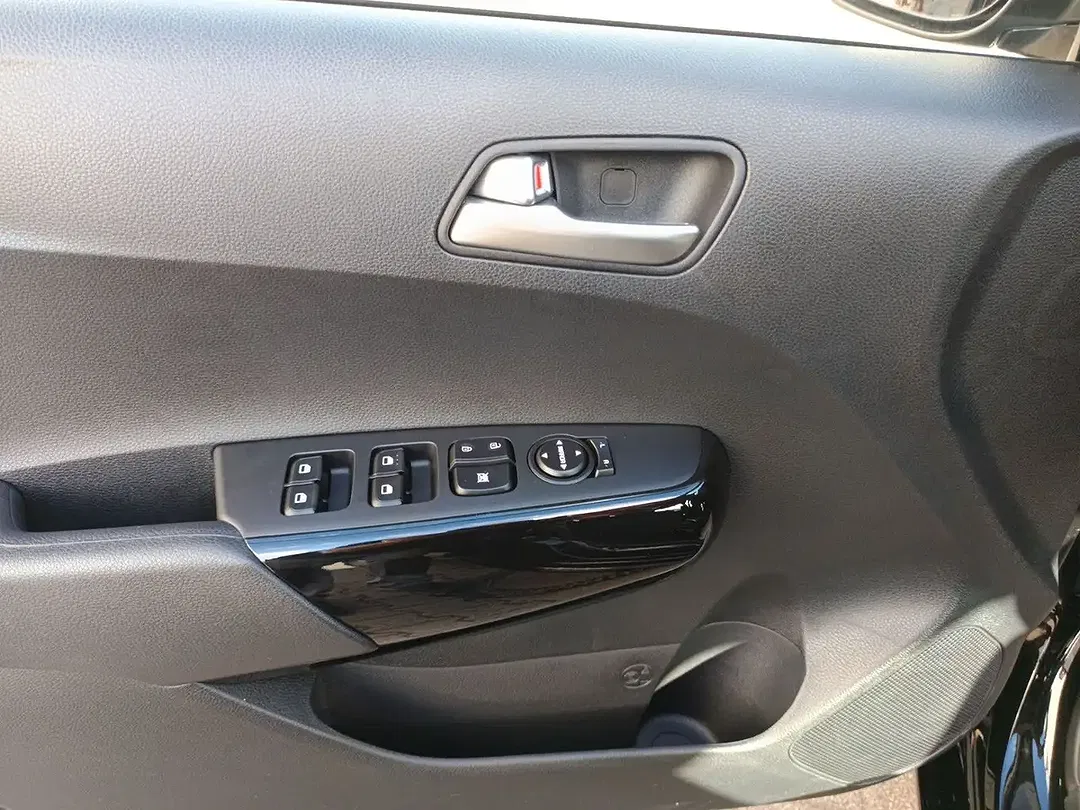 Kia Picanto - Thumbnail 8