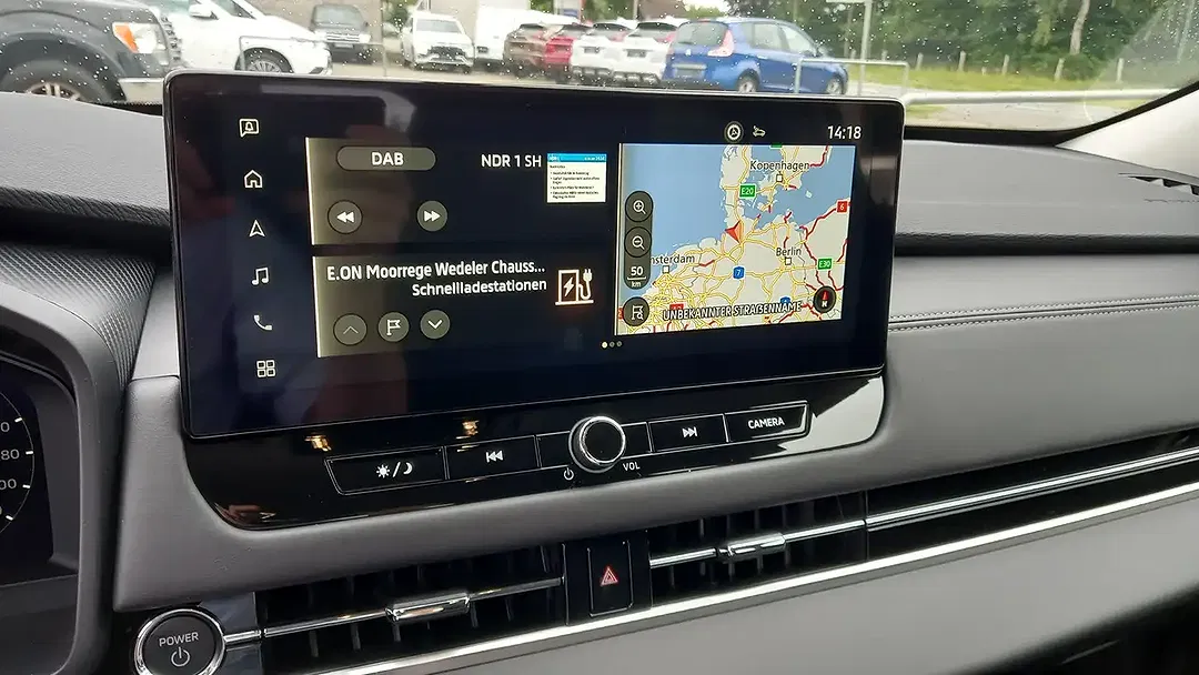 Mitsubishi Outlander - Thumbnail 11