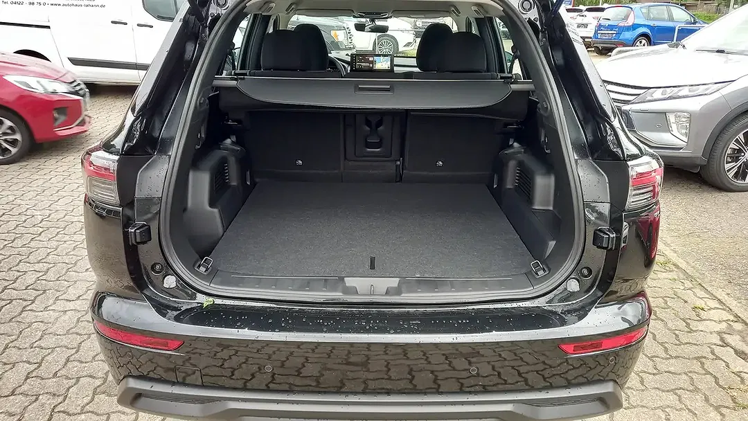 Mitsubishi Outlander - Thumbnail 7
