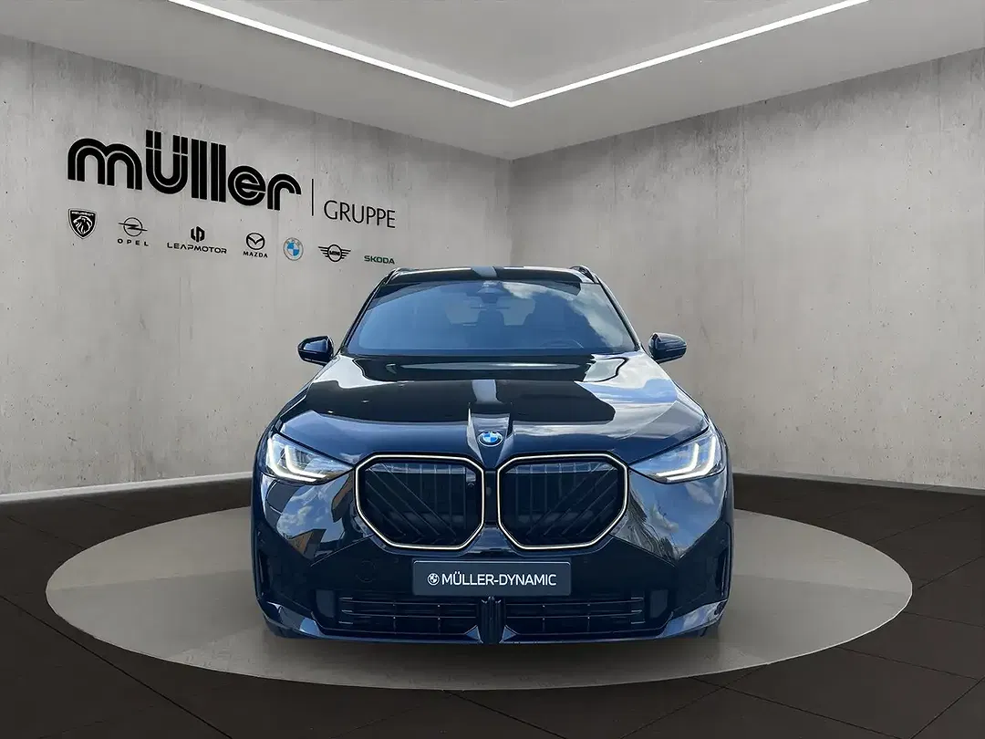 BMW X3 - Thumbnail 2