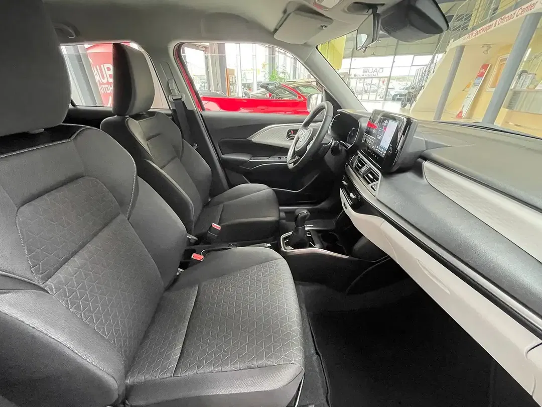 Suzuki Swift - Thumbnail 14