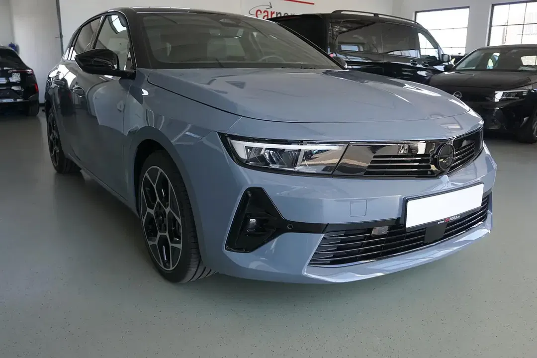 Opel Astra - Thumbnail 4