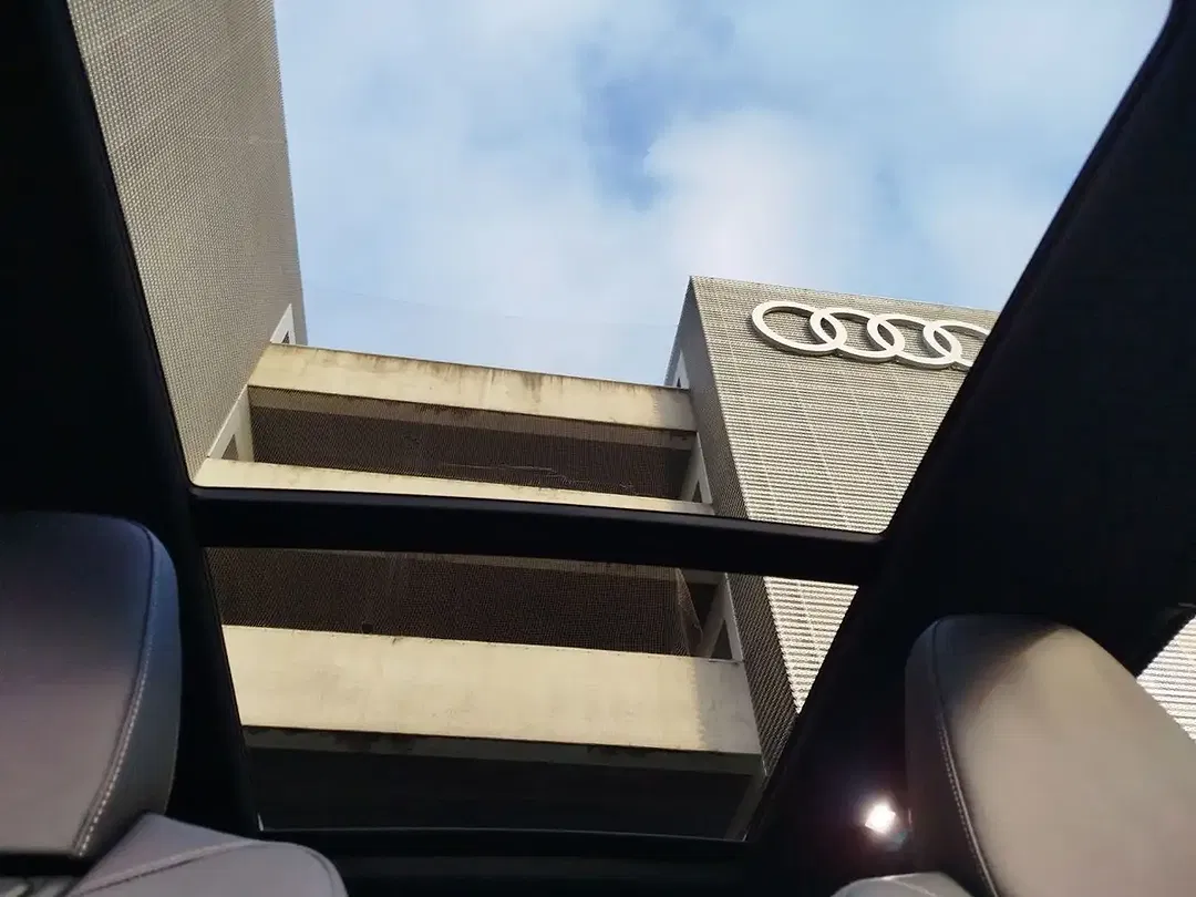 Audi Q6 e-tron - Thumbnail 13