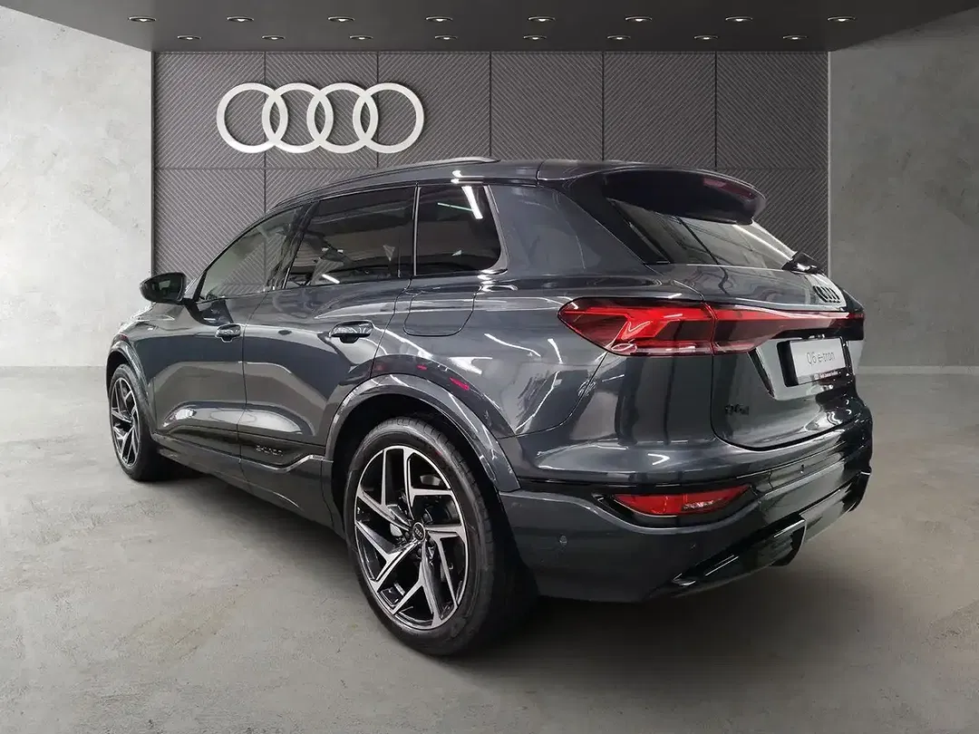Audi Q6 e-tron - Thumbnail 4