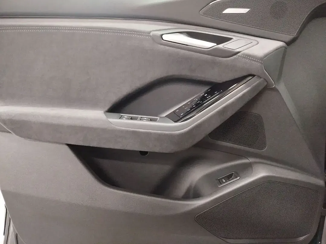 Audi Q6 e-tron - Thumbnail 7