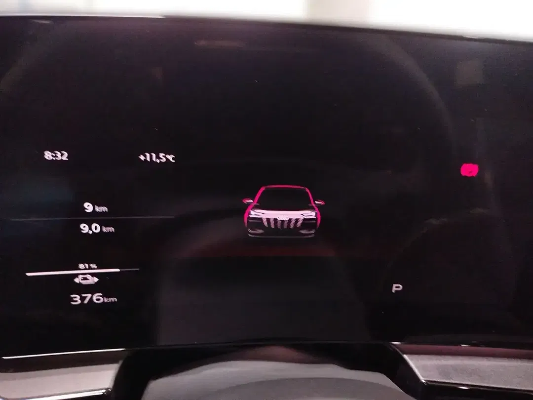 Audi Q6 e-tron - Thumbnail 8