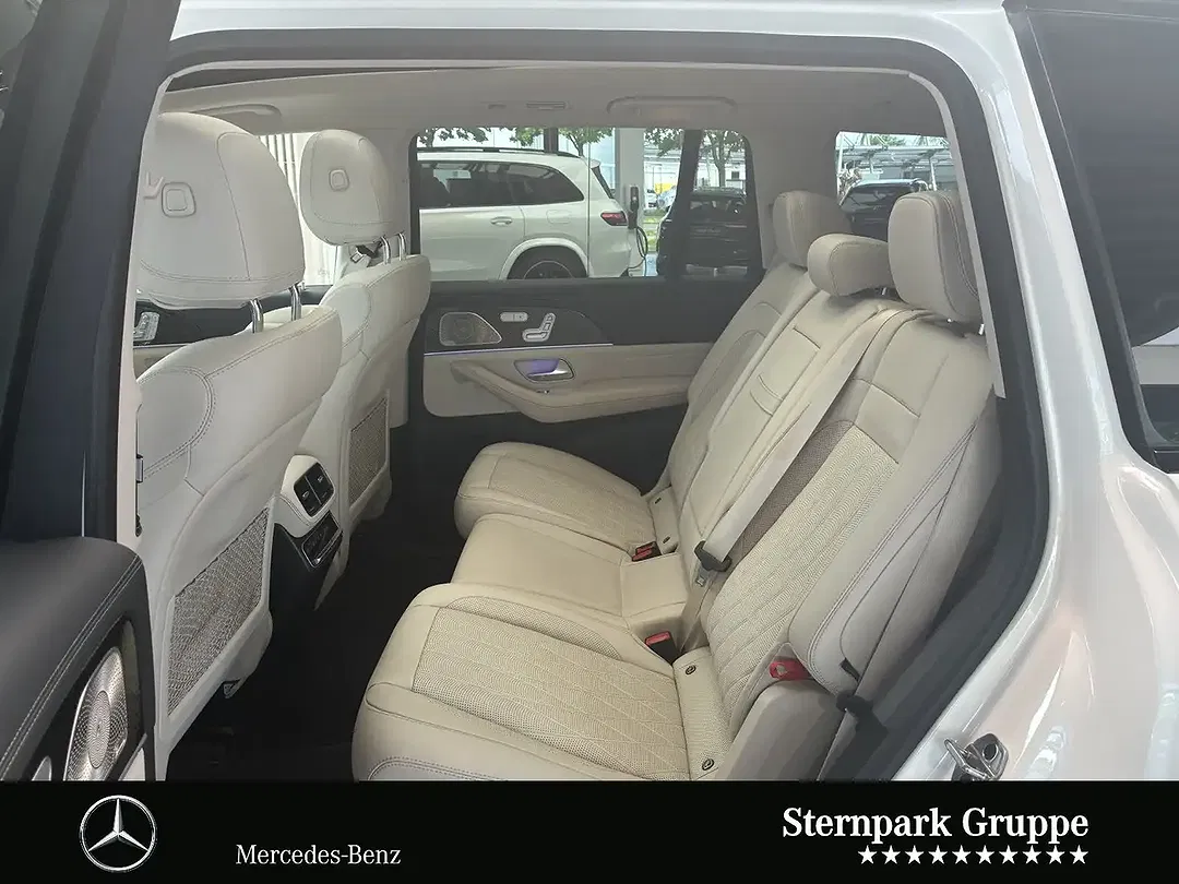 Mercedes-Benz GLS 63 AMG - Thumbnail 12