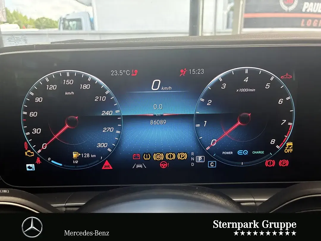 Mercedes-Benz GLS 63 AMG - Thumbnail 15