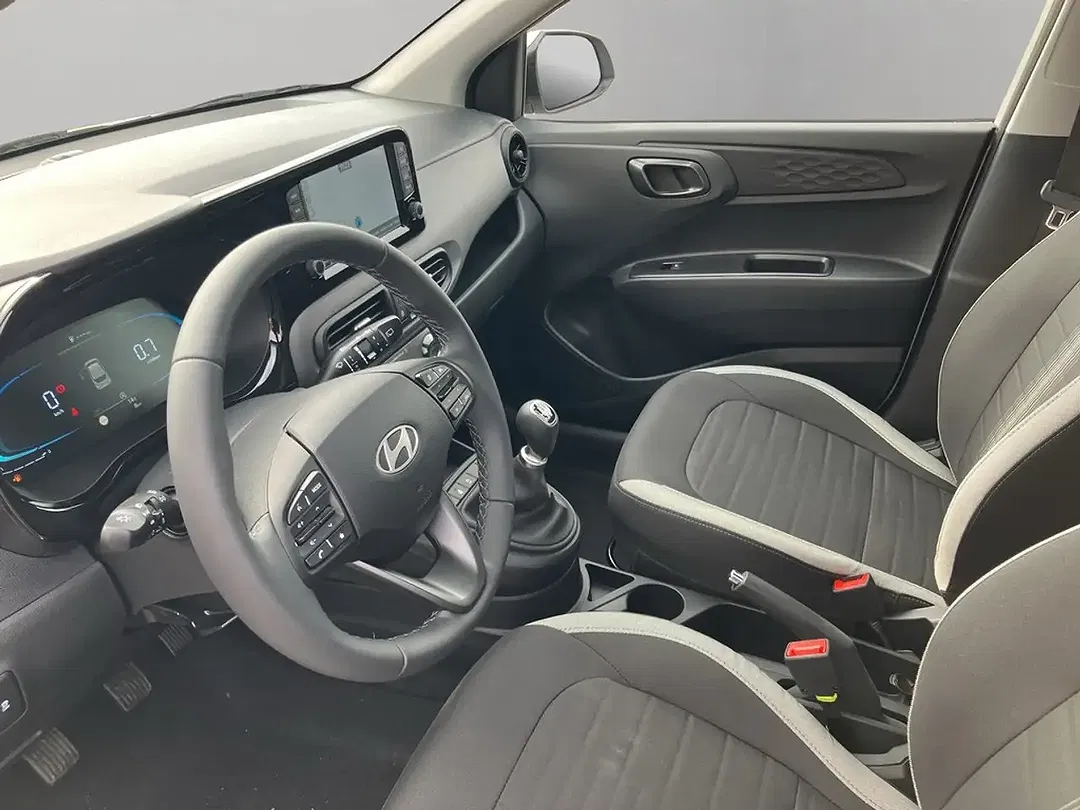 Hyundai i10 - Thumbnail 11