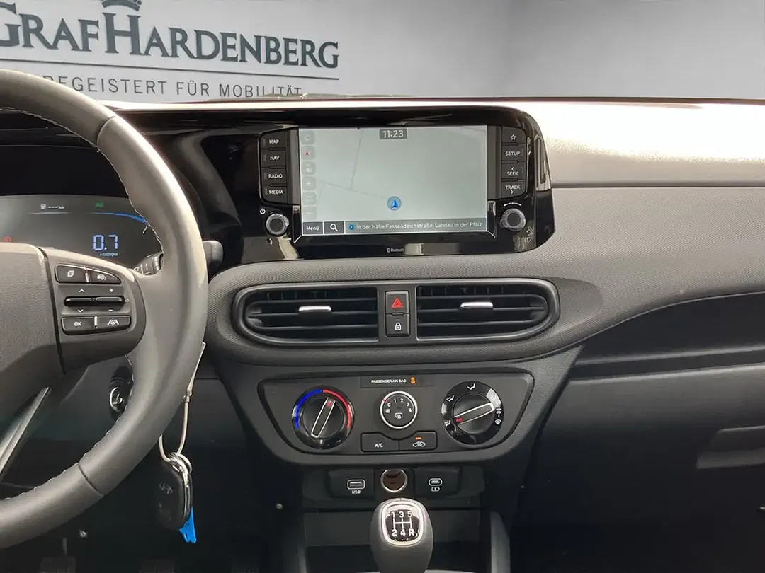 Hyundai i10 - Thumbnail 15
