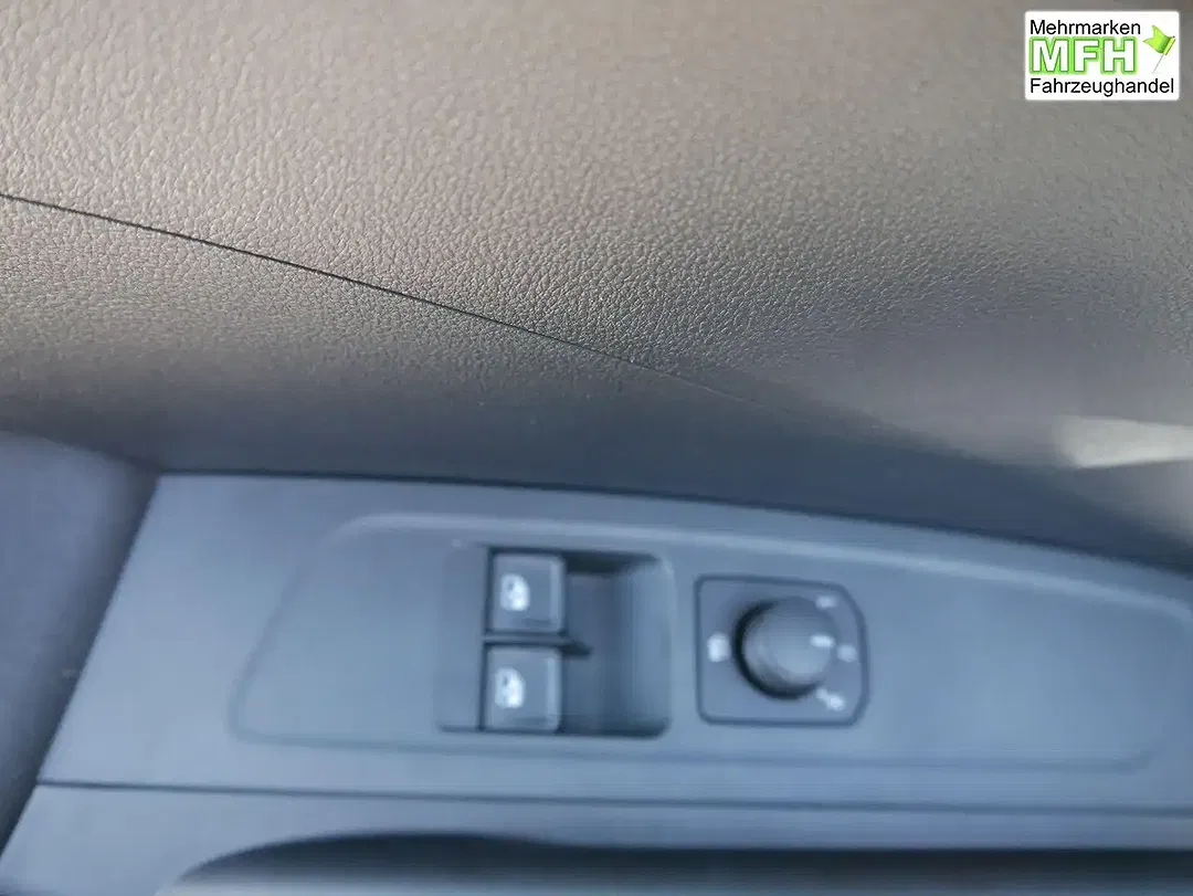 Skoda Fabia - Thumbnail 9