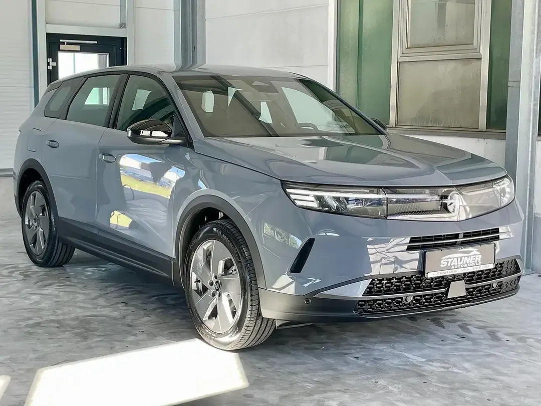 Opel Grandland - Thumbnail 2