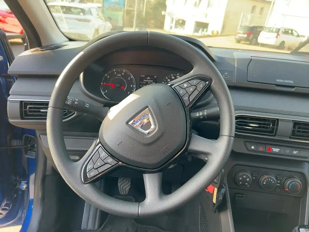 Dacia Sandero - Thumbnail 9