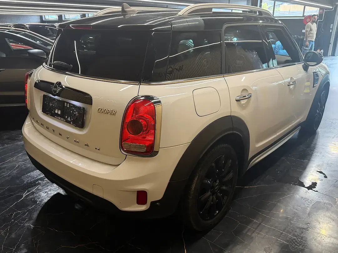 MINI Cooper Countryman - Thumbnail 5