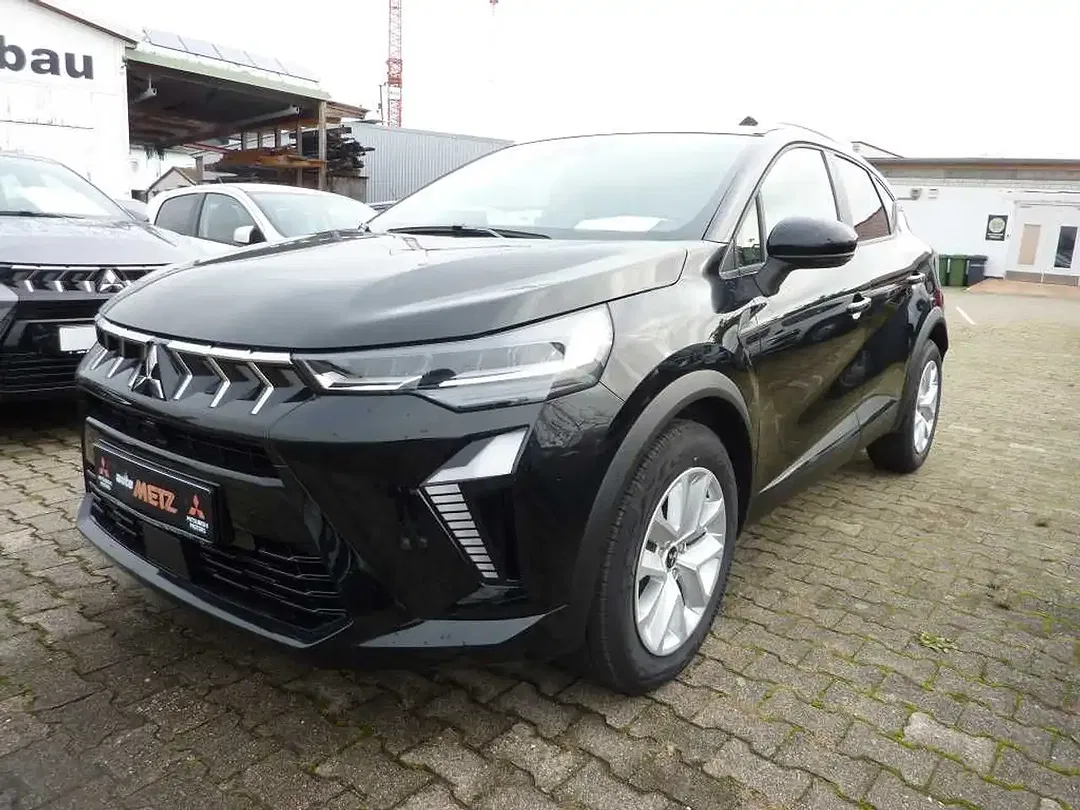 Mitsubishi ASX - Thumbnail 1