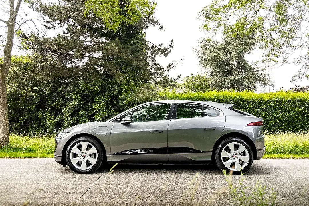 Jaguar I-Pace - Thumbnail 10