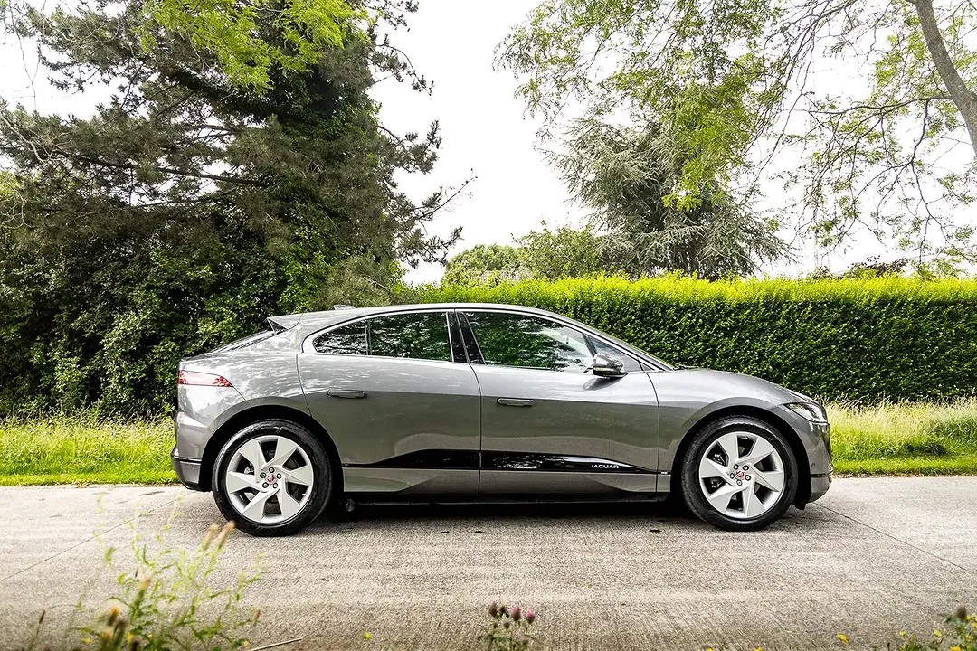 Jaguar I-Pace - Thumbnail 18