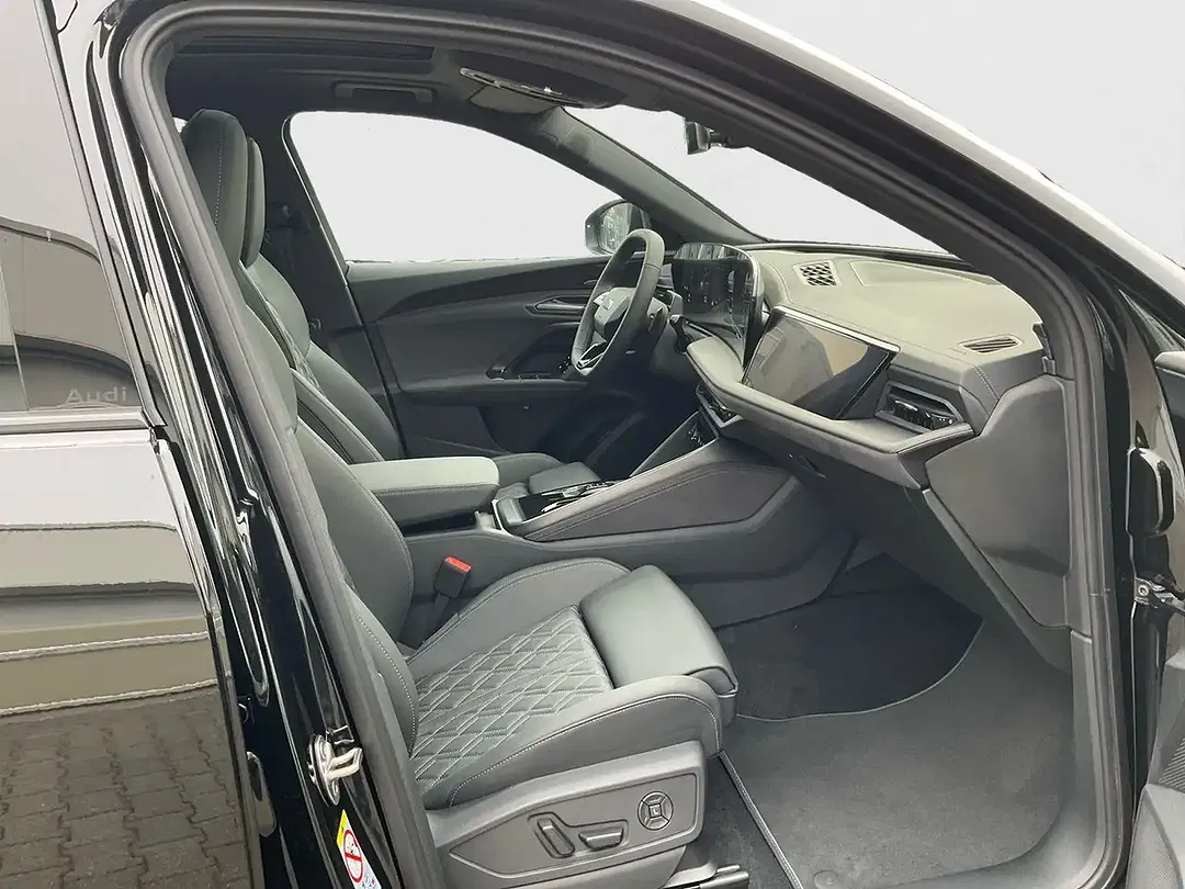 Audi SQ5 - Thumbnail 14