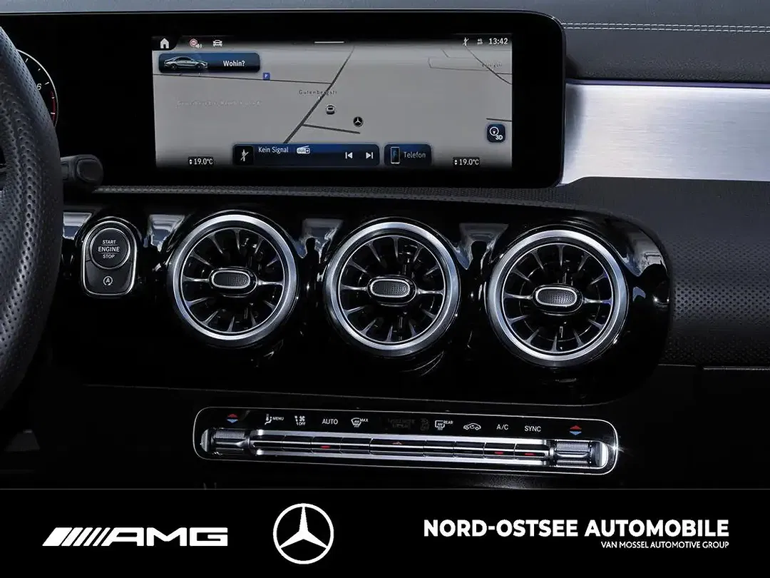 Mercedes-Benz CLA 200 - Thumbnail 10