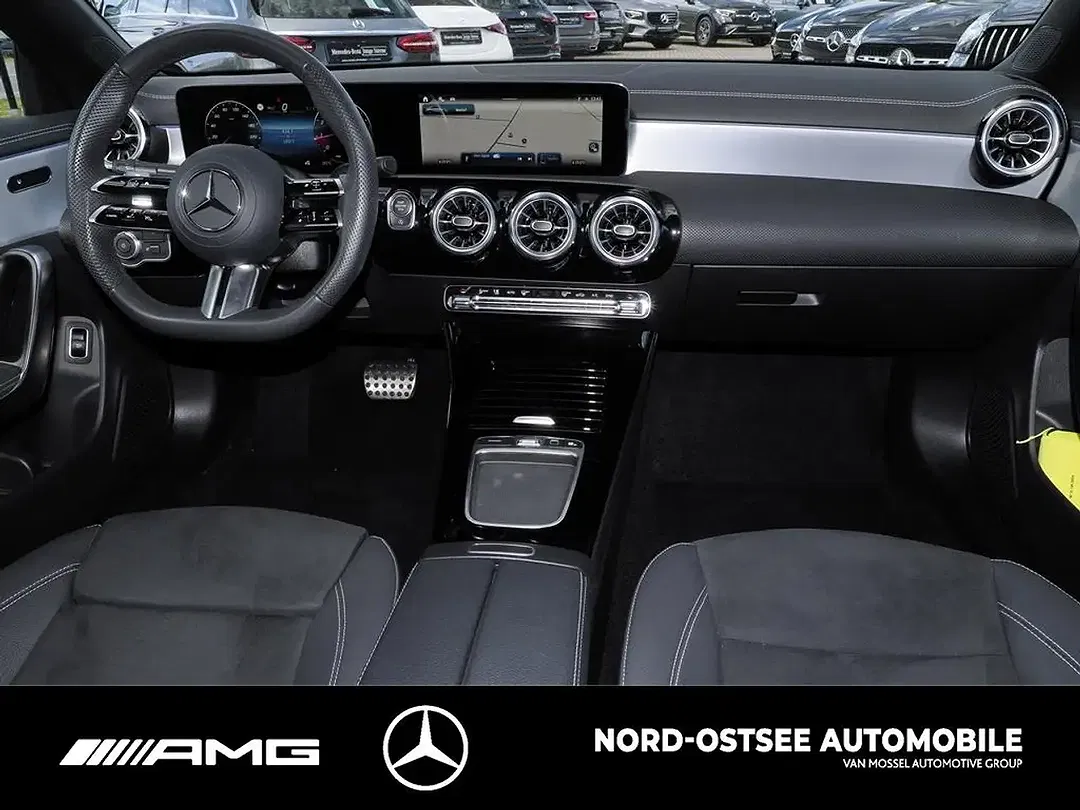 Mercedes-Benz CLA 200 - Thumbnail 12
