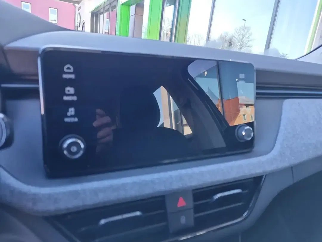 Skoda Kamiq - Thumbnail 10
