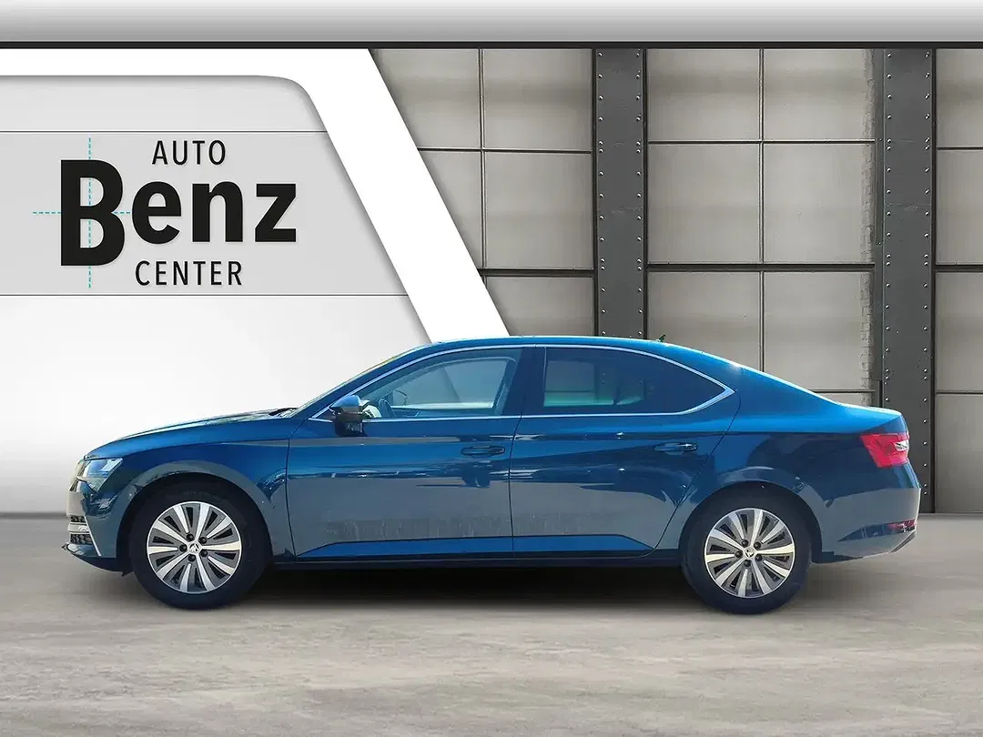 Skoda Superb - Thumbnail 2